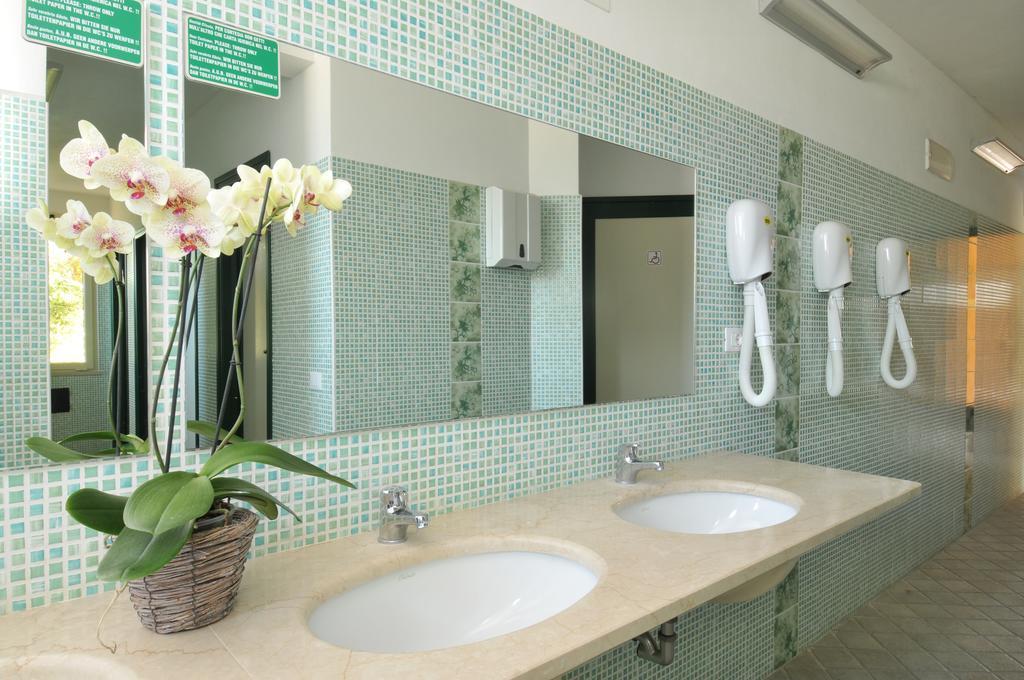 Holiday park Baia 4*